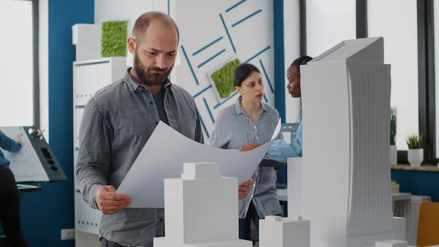 Architecten en ingenieursbureaus – maquette en bouwplannen beoordelen