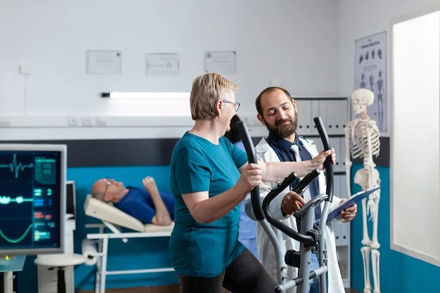 Welke informatie hoort op de website van een fysiotherapiepraktijk?