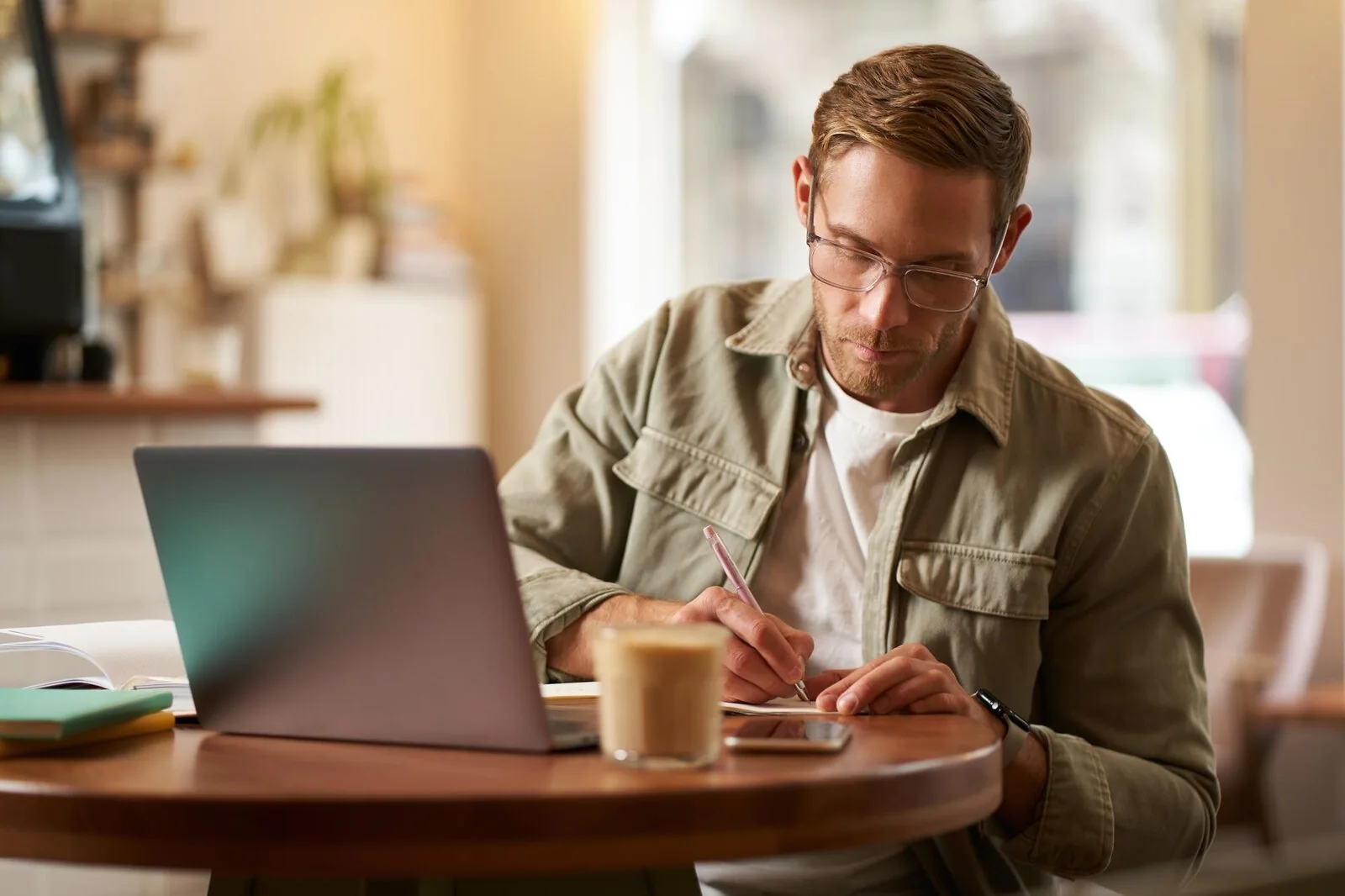 Tekstschrijvers – interviewnotities verwerken tot content