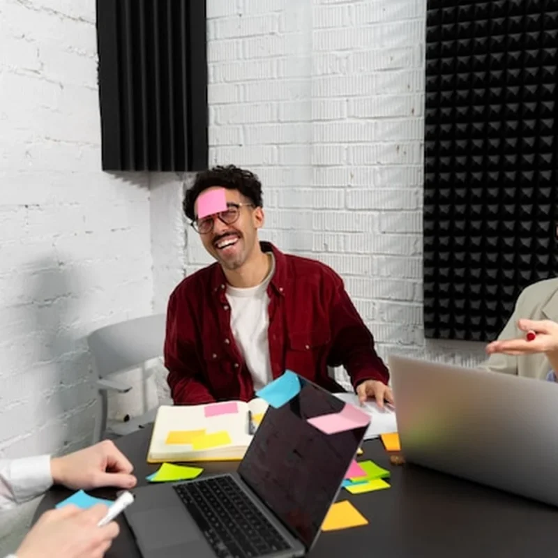 Reclame- en marketingbureaus – uitgelichte afbeelding creatief team